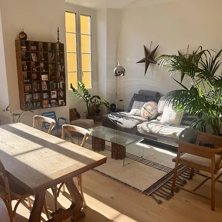 Apartamento Bright & Balcony - Old & Sea Niza